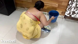 Boy fucking Indian Maid XXX Hindi